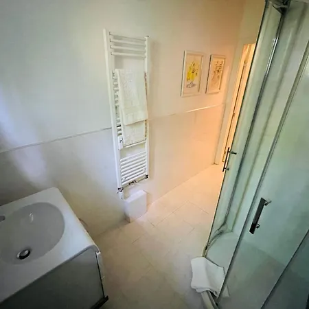 Executive Free Private Parking & Remote Office דירה