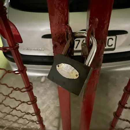 Executive Free Private Parking & Remote Office דירה